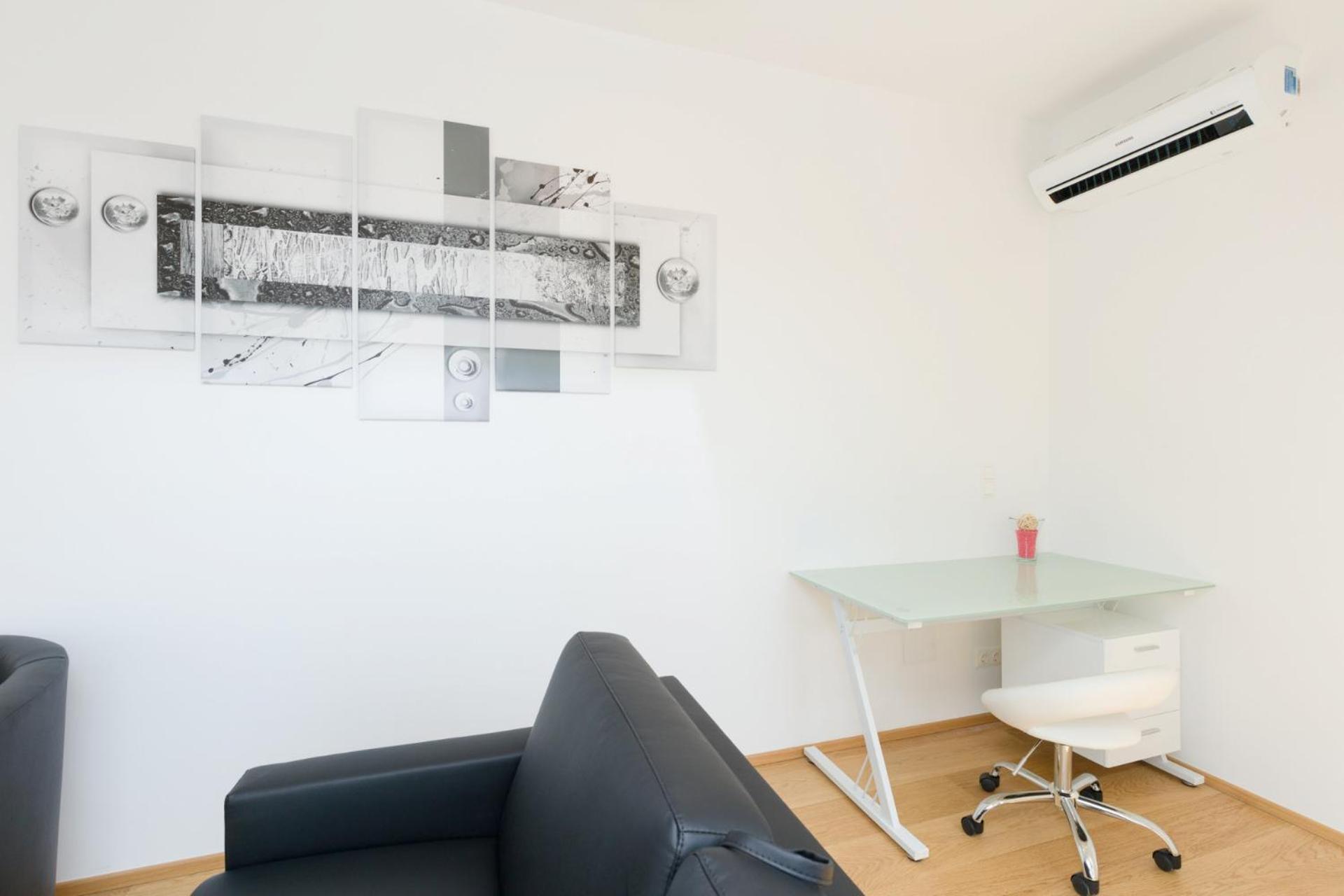 Central Riverside Residences Viena Habitación foto